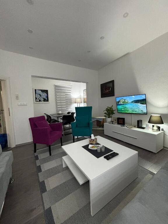 Apartman DIN