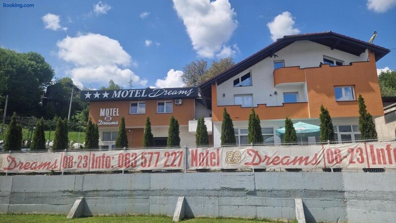 Motel/Hostel Dreams